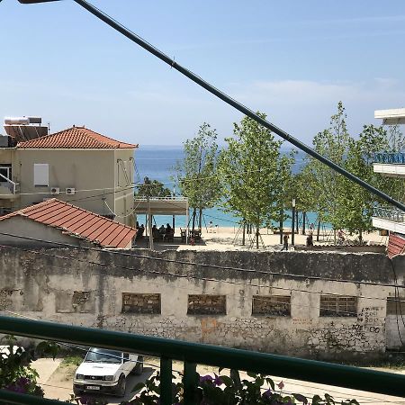 Zotos Apartment Himare Bagian luar foto
