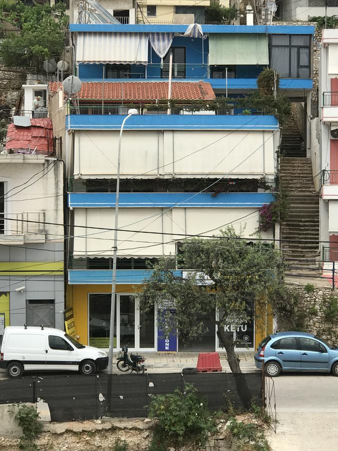 Zotos Apartment Himare Bagian luar foto